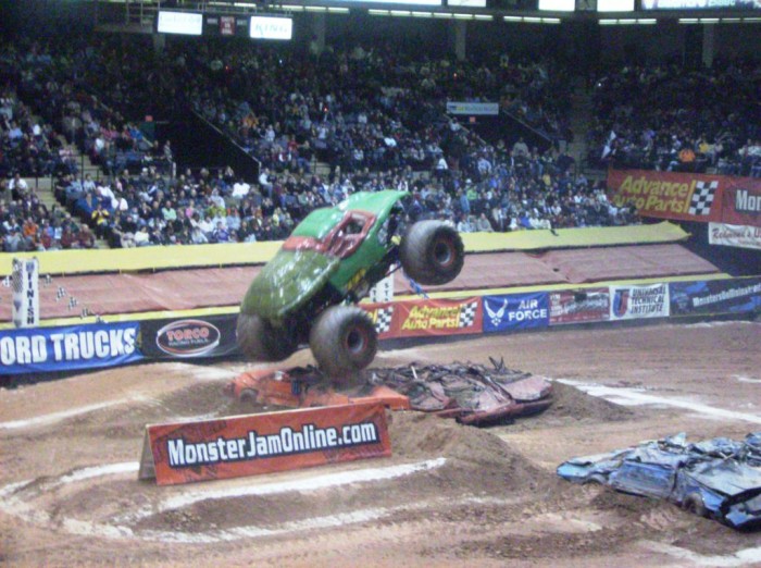 2008 MonsterTruckShow-032.jpg